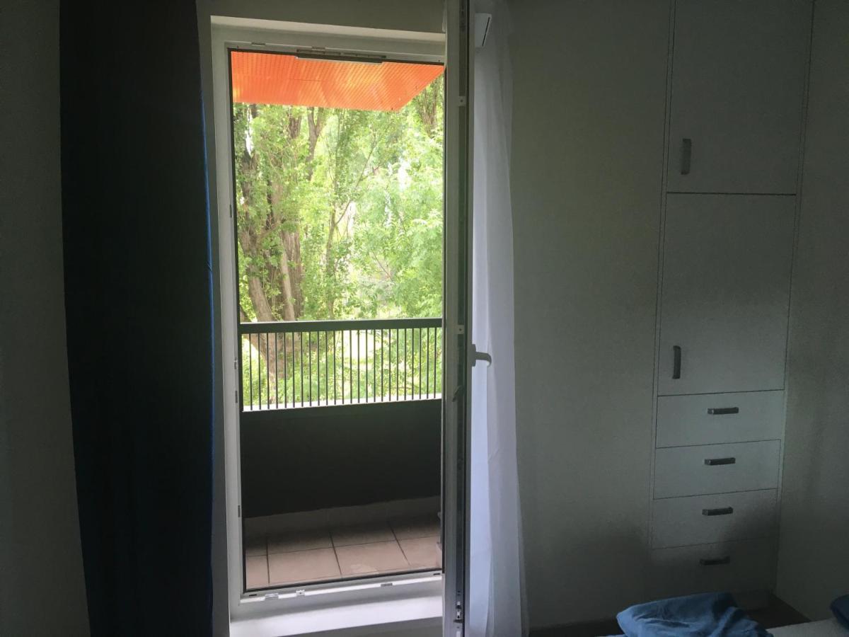 Sky One Apartamento Cracovia Exterior foto